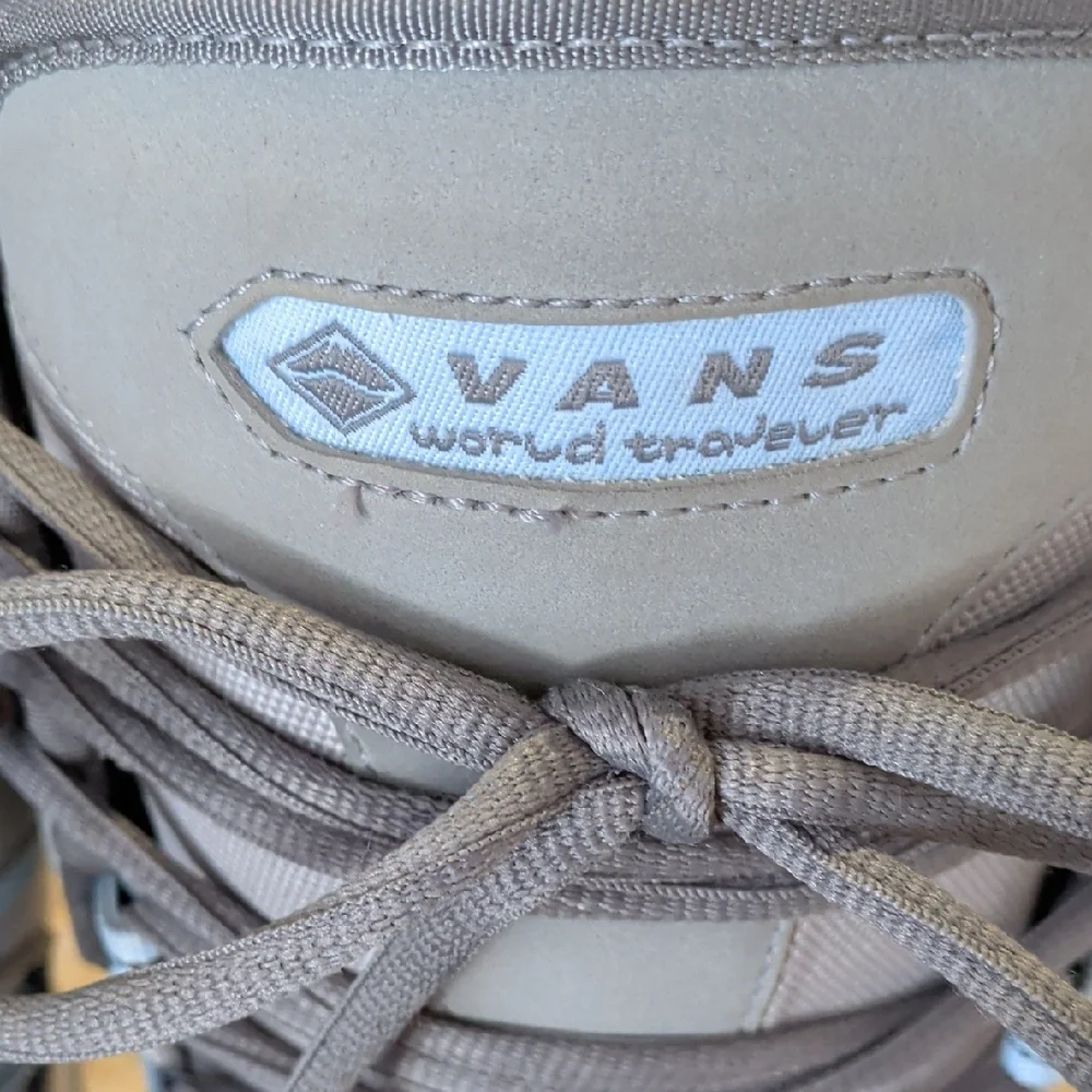 Vans World Traveler Millennium Snowboard Boots - W8 - Picture 2 of 9